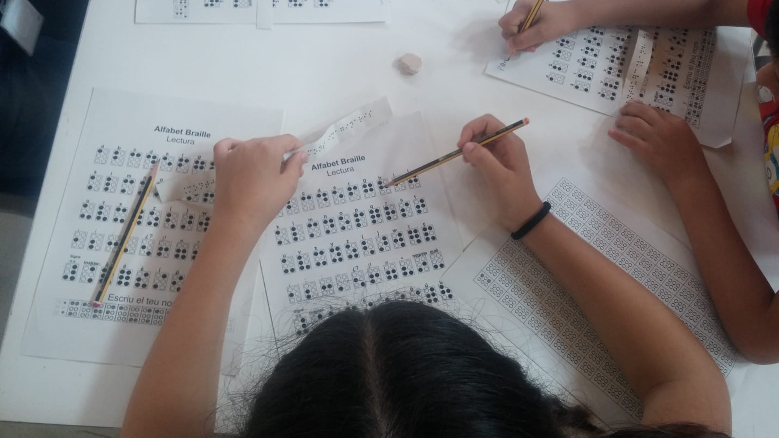 Learning braille and a children’s activity blindfolded